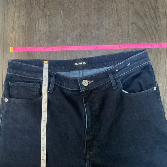 Express Cropped Straight High Rise Dark Denim Jeans - Picture 5 of 11